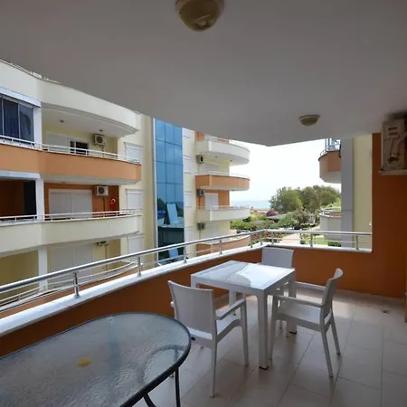 Apartment Beach Front For Rent *