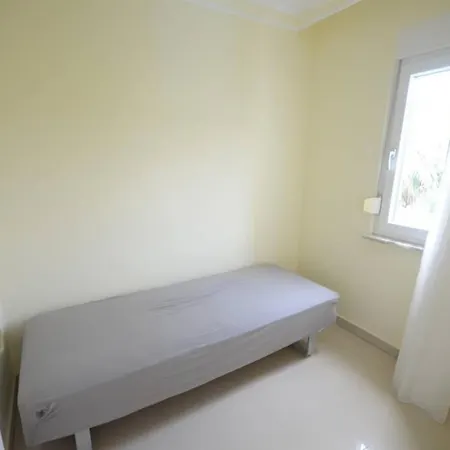 Beach Front For Rent Apartment Alanya